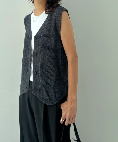 y/m（イム）の「メランジニットジレ（ベスト・レディース・ブラック/モカ/オフホワイト・FREE）」の16枚目の写真