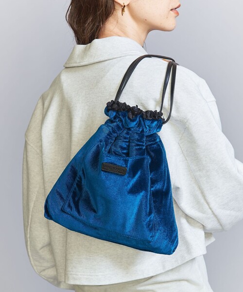 BEAUTY&YOUTH UNITED ARROWS(ビューティーアンドユースユナイテッドアローズ)の「フラワー リバーシブル ドロストバッグ(ショルダーバッグ・レディース・ブラック/オフホワイト・FREE)」の5枚目の写真