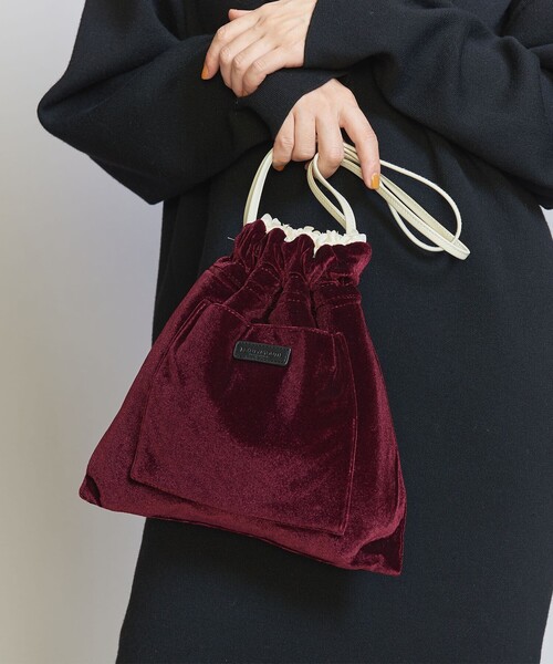 BEAUTY&YOUTH UNITED ARROWS(ビューティーアンドユースユナイテッドアローズ)の「フラワー リバーシブル ドロストバッグ(ショルダーバッグ・レディース・ブラック/オフホワイト・FREE)」の7枚目の写真