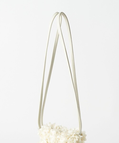 BEAUTY&YOUTH UNITED ARROWS(ビューティーアンドユースユナイテッドアローズ)の「フラワー リバーシブル ドロストバッグ(ショルダーバッグ・レディース・ブラック/オフホワイト・FREE)」の12枚目の写真