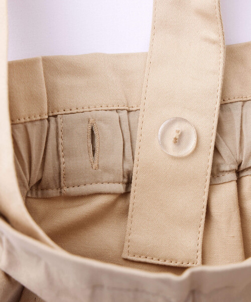 BeBe(ベベ)の「ツイルテーパードお花刺しゅうサスペンダーパンツ(90~150cm)(その他パンツ・キッズ・ベージュ/パープル・100cm/90cm/110cm/140cm/130cm/120cm/150cm)」の18枚目の写真