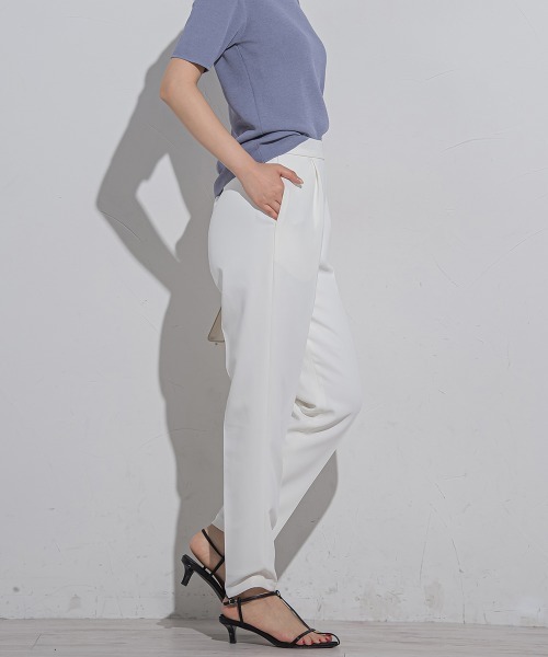 VICKY(ビッキー)の「【セットアップ対応】テーパードパンツ≪手洗い可能≫(スラックス・レディース・ベージュ/ピンク/ホワイト/ブルー/ブラック・M/S)」の19枚目の写真