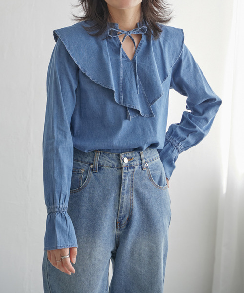 VENCEEXCHANGE（ヴァンスエクスチェンジ）の「デニムラッフルカラーシャツ（シャツ/ブラウス・レディース・ダークネイビー/ブルー/ブルー系・FREE）」の8枚目の写真