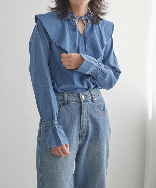 VENCEEXCHANGE（ヴァンスエクスチェンジ）の「デニムラッフルカラーシャツ（シャツ/ブラウス・レディース・ダークネイビー/ブルー/ブルー系・FREE）」の12枚目の写真