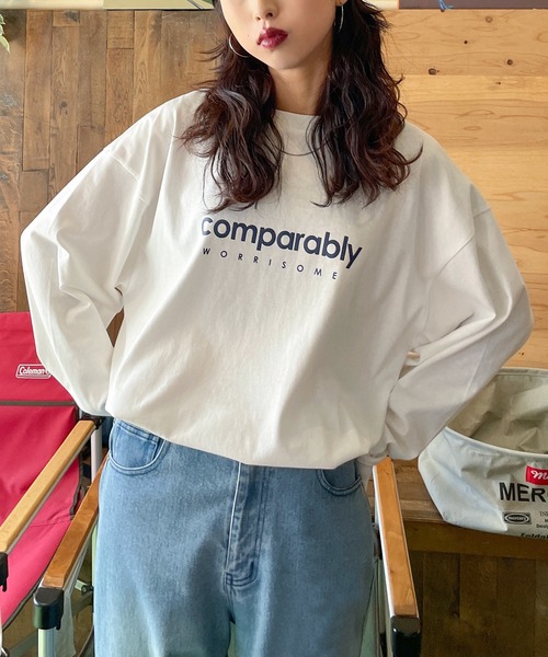 Chillfar（チルファー）の「アソートロゴプリントロンT（Tシャツ/カットソー・レディース・ホワイト系1/ホワイト系/グレー系1/ホワイト系4/レッド/ホワイト/ホワイト系3/ネイビー系/アイボリー系/グレー系/ネイビー/オートミール/チャコール/ネイビー系1/ブラック/レッド系/ホワイト系2・FREE）」の2枚目の写真