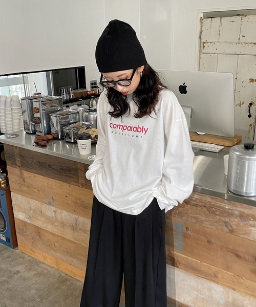 Chillfar（チルファー）の「アソートロゴプリントロンT（Tシャツ/カットソー・レディース・ホワイト系1/ホワイト系/グレー系1/ホワイト系4/レッド/ホワイト/ホワイト系3/ネイビー系/アイボリー系/グレー系/ネイビー/オートミール/チャコール/ネイビー系1/ブラック/レッド系/ホワイト系2・FREE）」の22枚目の写真