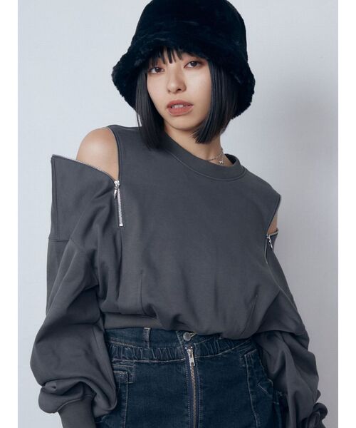 EMODA stepcombi ボリュームトップ　エモダ　プードル　スウェット EMODA（エモダ）の「ワンショルダーボリュームトップス（スウェット