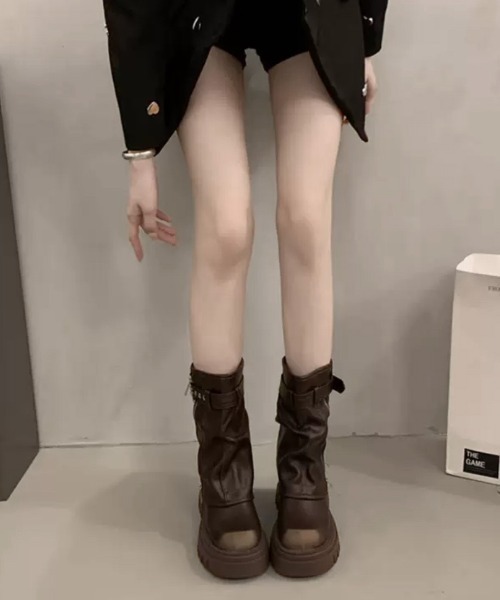 .KOM（ドットコム）の「『.KOM/ドットケーオーエム』ZIP UPハイソールミドルブーツ【Y】【CN】（ブーツ・レディース・ブラック/ブラウン・24cm/23cm）」の11枚目の写真