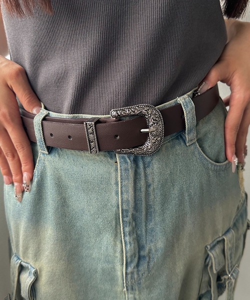 apres jour mignon（アプレジュールミニョン）の「【apresjour mignon×ARIAZ】デザインバックルベルト（ベルト・レディース・ブラック/ダークブラウン・ONESIZE）」の4枚目の写真