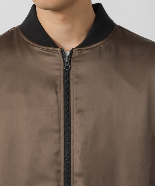 LAKOLE(ラコレ)の「PUレザー切替スカジャン / 147314(ブルゾン・メンズ・グレー/オリーブ/ブラック・MEDIUM/LARGE)」の16枚目の写真