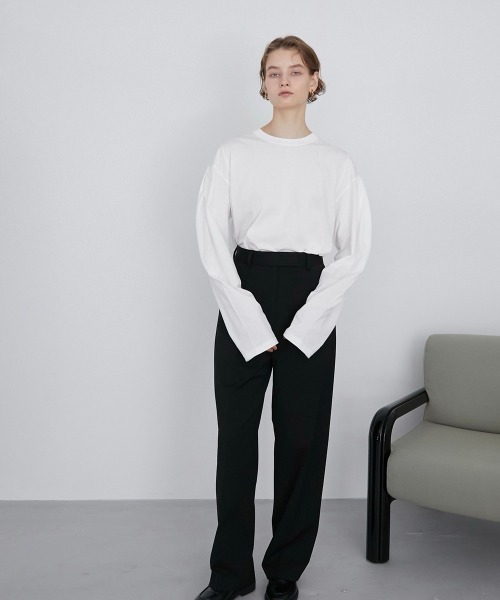 LAPEAUDEGEM ホワイト 長袖Tシャツ セール】【LA PEAU DE GEM】スリーブタックロングスリーブT（T
