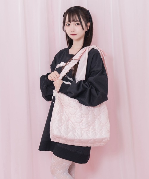 Honey Cinnamon（ハニーシナモン）の「リボンキルトショルダーバッグ（ショルダーバッグ・レディース・ブラック/ピンク・FREE）」の16枚目の写真