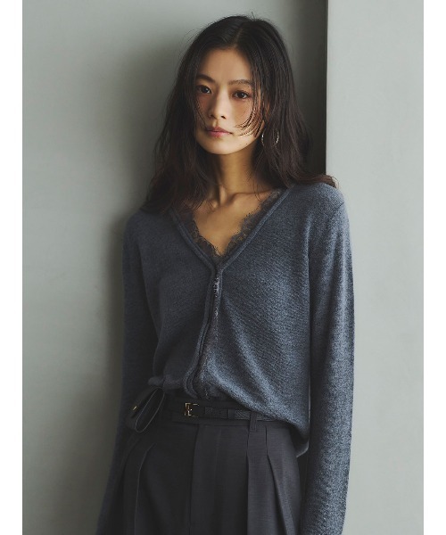 anuans（アニュアンス）の「【ZOZO限定カラー】アイラッシュレーストリミングニット（ニット/セーター・レディース・グレー/ブラック/アイボリー/ホワイト×ブラック/ベージュ・FREE）」の8枚目の写真