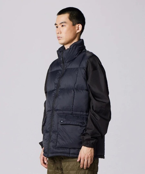 TAION(タイオン)の「MT PACKABLE VOLUME DOWN VEST 002VZMT(ダウンベスト・メンズ・ブラック・LARGE/X-LARGE/XX-LARGE)」の2枚目の写真