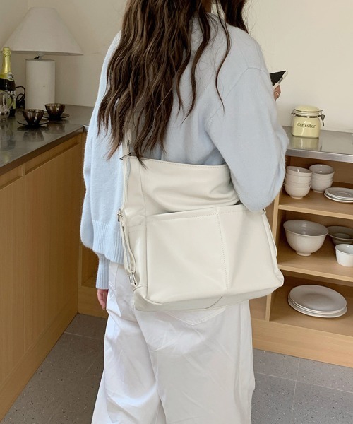 Miniministore（ミニミニストア）の「3way ショルダーバッグ リュック 鞄（ショルダーバッグ・レディース・アイボリー/ブラック/ブラウン・FREE）」の5枚目の写真