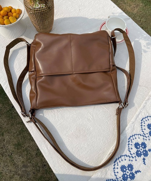 Miniministore（ミニミニストア）の「3way ショルダーバッグ リュック 鞄（ショルダーバッグ・レディース・アイボリー/ブラック/ブラウン・FREE）」の14枚目の写真