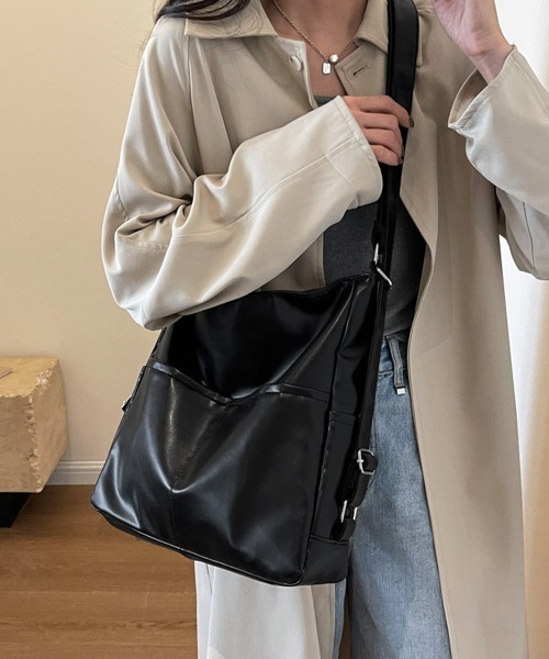 Miniministore（ミニミニストア）の「3way ショルダーバッグ リュック 鞄（ショルダーバッグ・レディース・アイボリー/ブラック/ブラウン・FREE）」の17枚目の写真