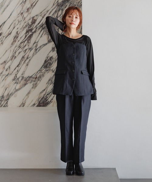 mysty woman（ミスティウーマン）の「セットアップ着用可