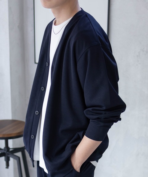 NAVY（ネイビー）の「着回しの効くジョーゼットカーディガン【UVカット・ドライ・イージーケア・軽量】（カーディガン/ボレロ・メンズ・グレイッシュベージュ/ブラック/ネイビー・M/XL/L/XXL/S）」の5枚目の写真
