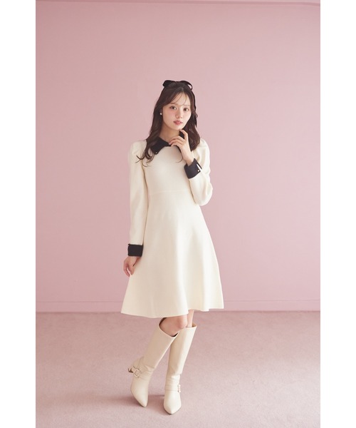 tocco closet(トッコ クローゼット)の「襟付き配色シャギー切り替えハート飾り釦リブニットワンピース(ワンピース・レディース・アイボリー/ブラック/ボルドー/グレイッシュブルー・M)」の6枚目の写真