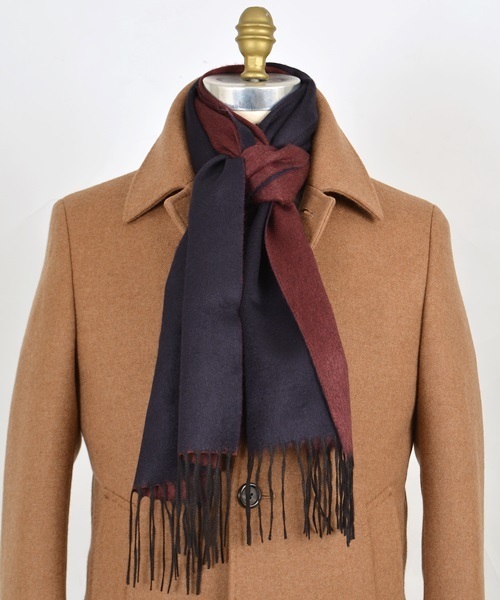 SHIPS（シップス）の「PIACENZA: カシミヤ/シルク リバーシブル マフラー（マフラー・メンズ・キャメル/ワイン/オレンジ/グリーン/ブルー/パープル・ONE SIZE）」の6枚目の写真