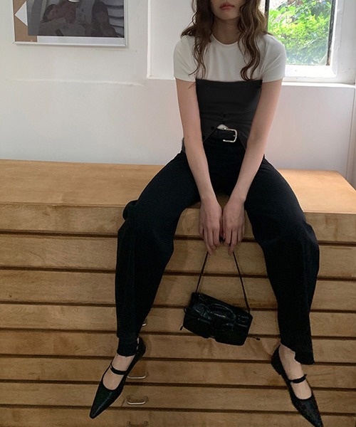 SUWDEE(スーディー)の「button rib knit bustier(チューブトップ・レディース・ブラック/グレー/ホワイト・FREE)」の5枚目の写真