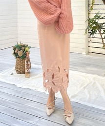 カットワークフラワーヘムスカート