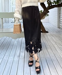カットワークフラワーヘムスカート