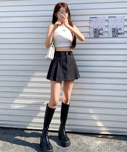 FINEnough(ファインナフ)の「ステッチ配色インパン付きデニムプリーツミニスカート(デニムスカート・レディース・ブラック/インディゴブルー・S/M)」の13枚目の写真