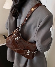Cross Belt Design Shoulder Bag / フェイクレザー クロスベルトデザインショルダーバッグ 秋物 秋服 2026年秋冬