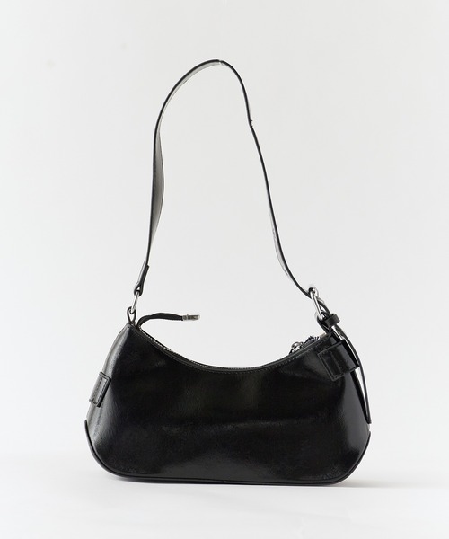 ROOPTOKYO（ループトウキョウ）の「Cross Belt Design Shoulder Bag / フェイクレザー クロスベルトデザインショルダーバッグ（ショルダーバッグ・レディース・レッド/ブラウン/ホワイト/ブラック/ダークブラウン・FREE）」の14枚目の写真