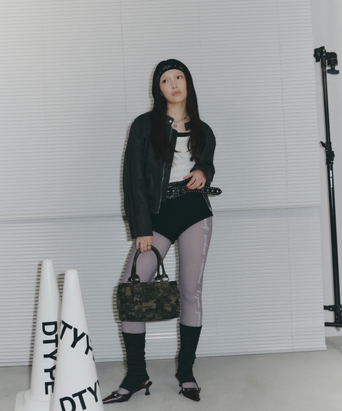 DTYYPE(ドタイプ)の「ヴィンテージ風バックルパンプス(パンプス・レディース・レッド/ブラック・X-LARGE/LARGE/MEDIUM/SMALL)」の7枚目の写真