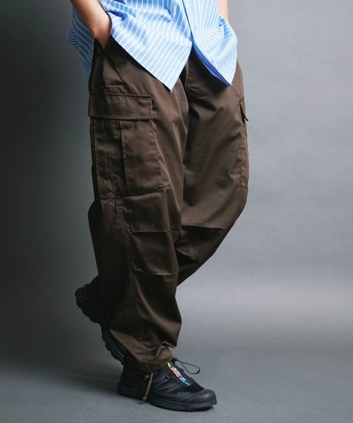 COMMON WARE(コモンウェアー)の「COMMONWARE:TC TWILL CARGO PANTS/ツイル カーゴパンツ(カーゴパンツ・メンズ・ブラック/ブラウン/オフホワイト/カーキ・M/L/XL)」の3枚目の写真