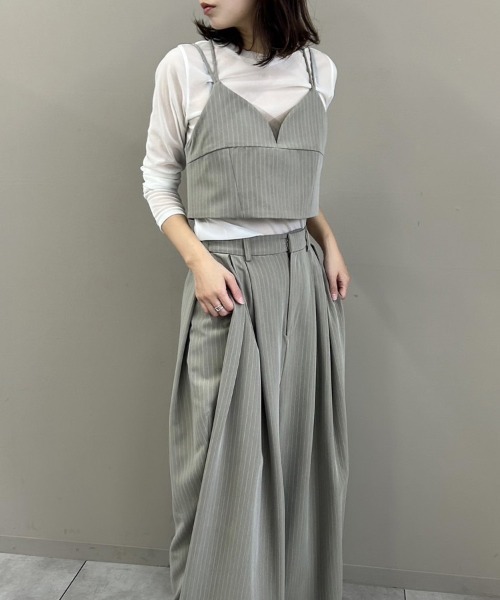DONOBAN(ドノバン)の「【ANDRESD】pinstripe bustier wide pants dress 2点セット セレモニー 結婚式 二次会 同窓会 成人式 入学式 卒業式 お呼ばれ パーティードレス オケージョンドレス(セットアップ・レディース・ベージュ/グレー・S/M/L)」の22枚目の写真