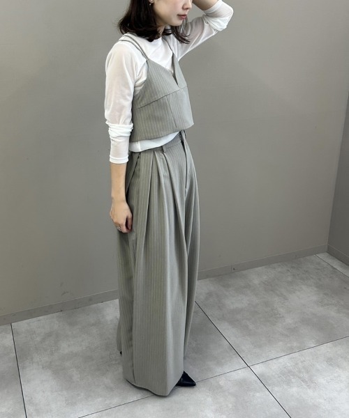 DONOBAN(ドノバン)の「【ANDRESD】pinstripe bustier wide pants dress 2点セット セレモニー 結婚式 二次会 同窓会 成人式 入学式 卒業式 お呼ばれ パーティードレス オケージョンドレス(セットアップ・レディース・ベージュ/グレー・S/M/L)」の15枚目の写真