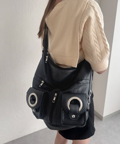 kutir（クティール）の「kutirlune／3wayアウトポケットショルダーバッグ（ショルダーバッグ・レディース・ブラック・FREE）」の10枚目の写真