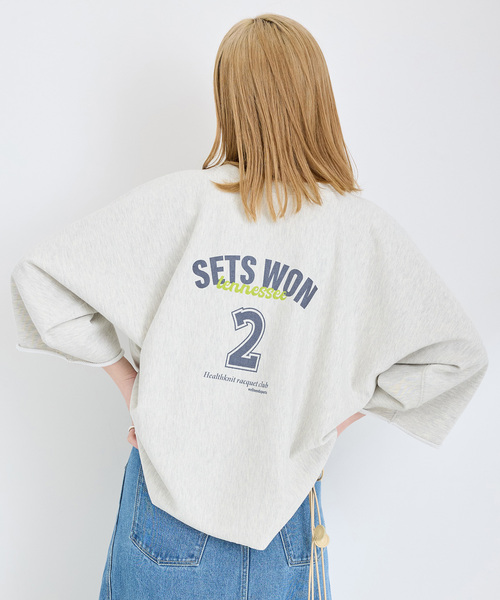 Healthknit(ヘルスニット)の「Healthknit/ヘルスニット 別注 プリントロゴスウェット(Tシャツ/カットソー・レディース・ライトグレー/グレー/チャコールグレー・FREE)」の2枚目の写真