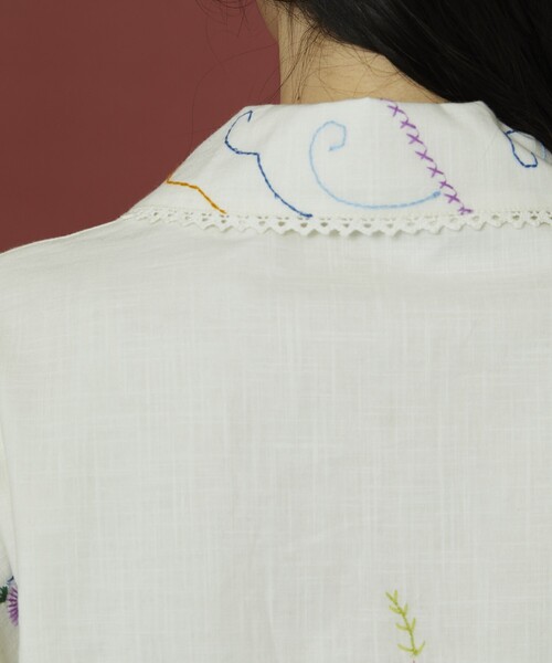 Freada(フリーダ)の「Freada/フリーダ アンブレラ ヨーク 刺繍 シャツジャケット(シャツ/ブラウス・レディース・ブルー/ナチュラル・ONE SIZE)」の4枚目の写真