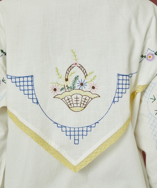 Freada(フリーダ)の「Freada/フリーダ アンブレラ ヨーク 刺繍 シャツジャケット(シャツ/ブラウス・レディース・ブルー/ナチュラル・ONE SIZE)」の5枚目の写真