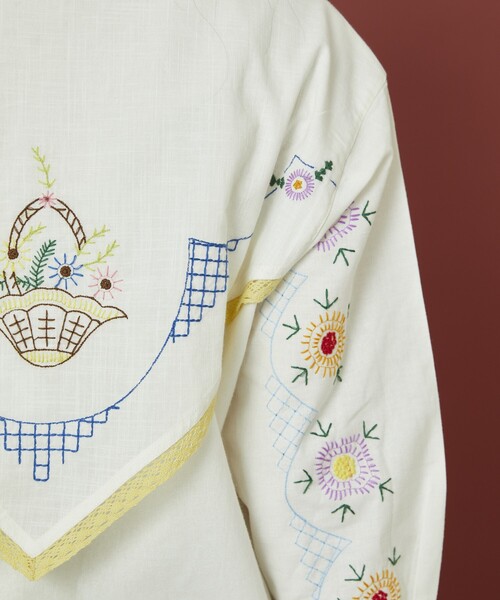 Freada(フリーダ)の「Freada/フリーダ アンブレラ ヨーク 刺繍 シャツジャケット(シャツ/ブラウス・レディース・ブルー/ナチュラル・ONE SIZE)」の6枚目の写真