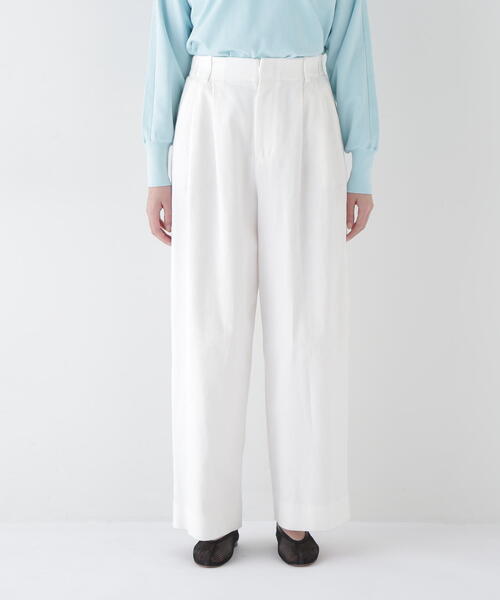human woman（ヒューマンウーマン）の「◆【福田麻琴さんコラボ】カツラギタックワイドパンツ（その他パンツ・レディース・ホワイト・SMALL/MEDIUM）」の10枚目の写真