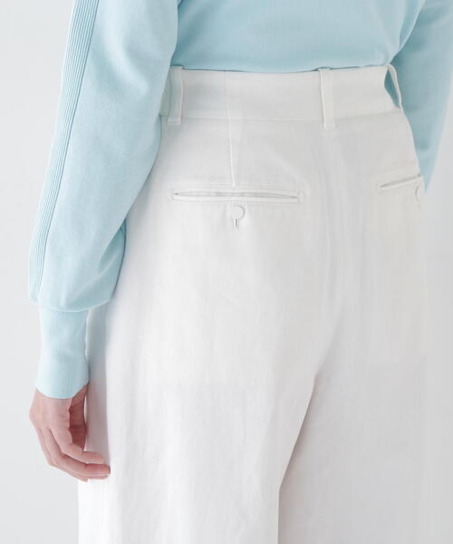 human woman（ヒューマンウーマン）の「◆【福田麻琴さんコラボ】カツラギタックワイドパンツ（その他パンツ・レディース・ホワイト・SMALL/MEDIUM）」の15枚目の写真