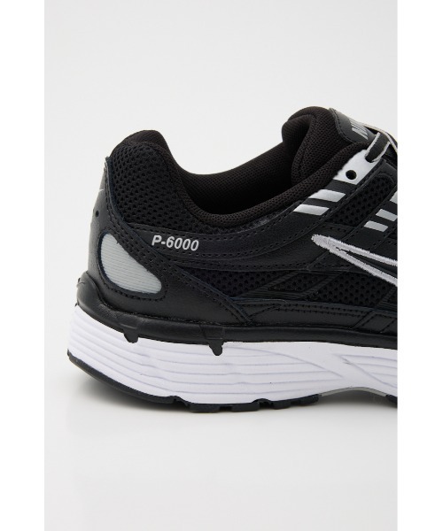 NIKE(ナイキ)の「P-6000(スニーカー・レディース・ホワイト/ブラック・24.5cm/24cm/25cm)」の5枚目の写真