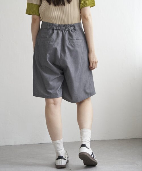VENCEEXCHANGE(ヴァンスエクスチェンジ)の「TRツイルタックハーフパンツ(その他パンツ・レディース・チャコール/ライトグレー/ブラック・FREE)」の15枚目の写真