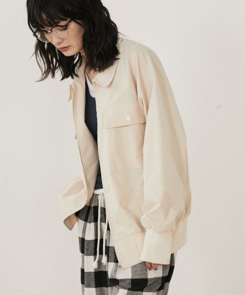 MERLOT(メルロー)の「【サイズ展開あり】【動画あり】フラップポケットボーイフレンドジャケット/秋服(ブルゾン・レディース・アイボリー/ネイビー・LARGE/MEDIUM)」の18枚目の写真