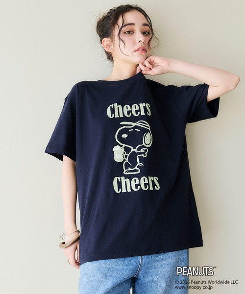 PEANUTS(ピーナッツ)の「【PEANUTS/ピーナッツ】SNOOPY/スヌーピー『Cheers』プリント半袖Tシャツ(Tシャツ/カットソー・レディース・オフホワイト/ブラック/ブルー/ネイビー・M/L/LL/3L)」の16枚目の写真