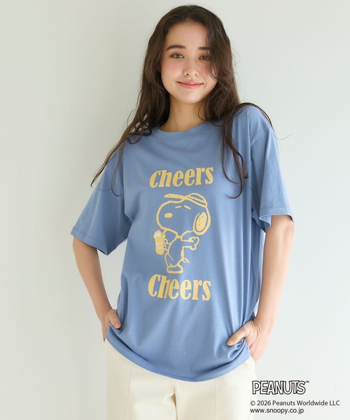 PEANUTS(ピーナッツ)の「【PEANUTS/ピーナッツ】SNOOPY/スヌーピー『Cheers』プリント半袖Tシャツ(Tシャツ/カットソー・レディース・オフホワイト/ブラック/ブルー/ネイビー・M/L/LL/3L)」の5枚目の写真
