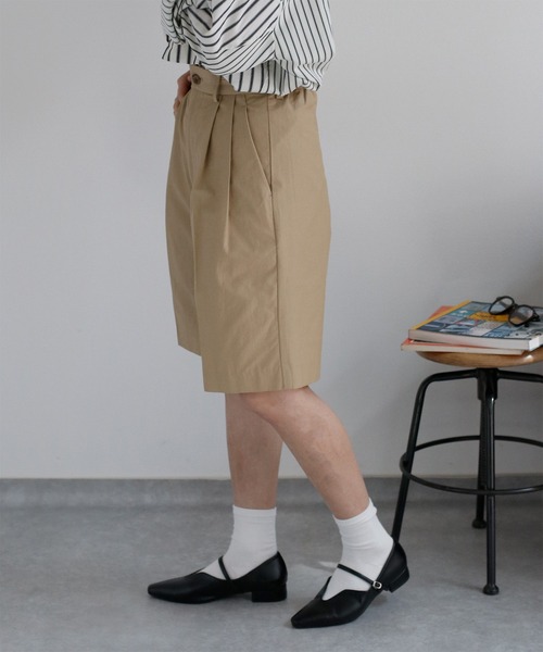 cepo(セポ)の「〈セットアップ対応〉コットンナイロンタックバミューダパンツ(その他パンツ・レディース・ブラック/ベージュ・M/S)」の6枚目の写真