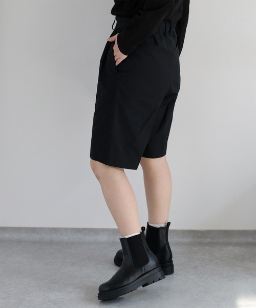 cepo(セポ)の「〈セットアップ対応〉コットンナイロンタックバミューダパンツ(その他パンツ・レディース・ブラック/ベージュ・M/S)」の17枚目の写真