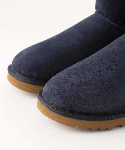 UGG Australia(アグオーストラリア)の「<UGG (アグ)> CLASSIC MINI ショートブーツ(ブーツ・レディース・モカ/ネイビー・7/8/6/5)」の4枚目の写真